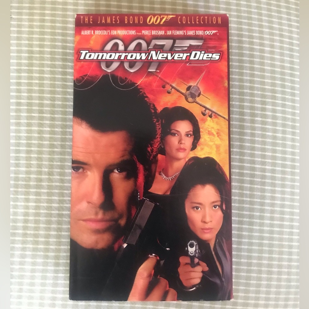 007 Tomorrow Never Dies VHS Tape